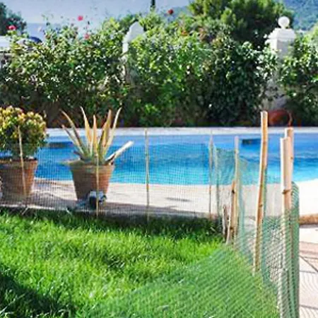 With 2 Bedrooms In Calpe, With Wonderful Sea View, Private Pool Villa